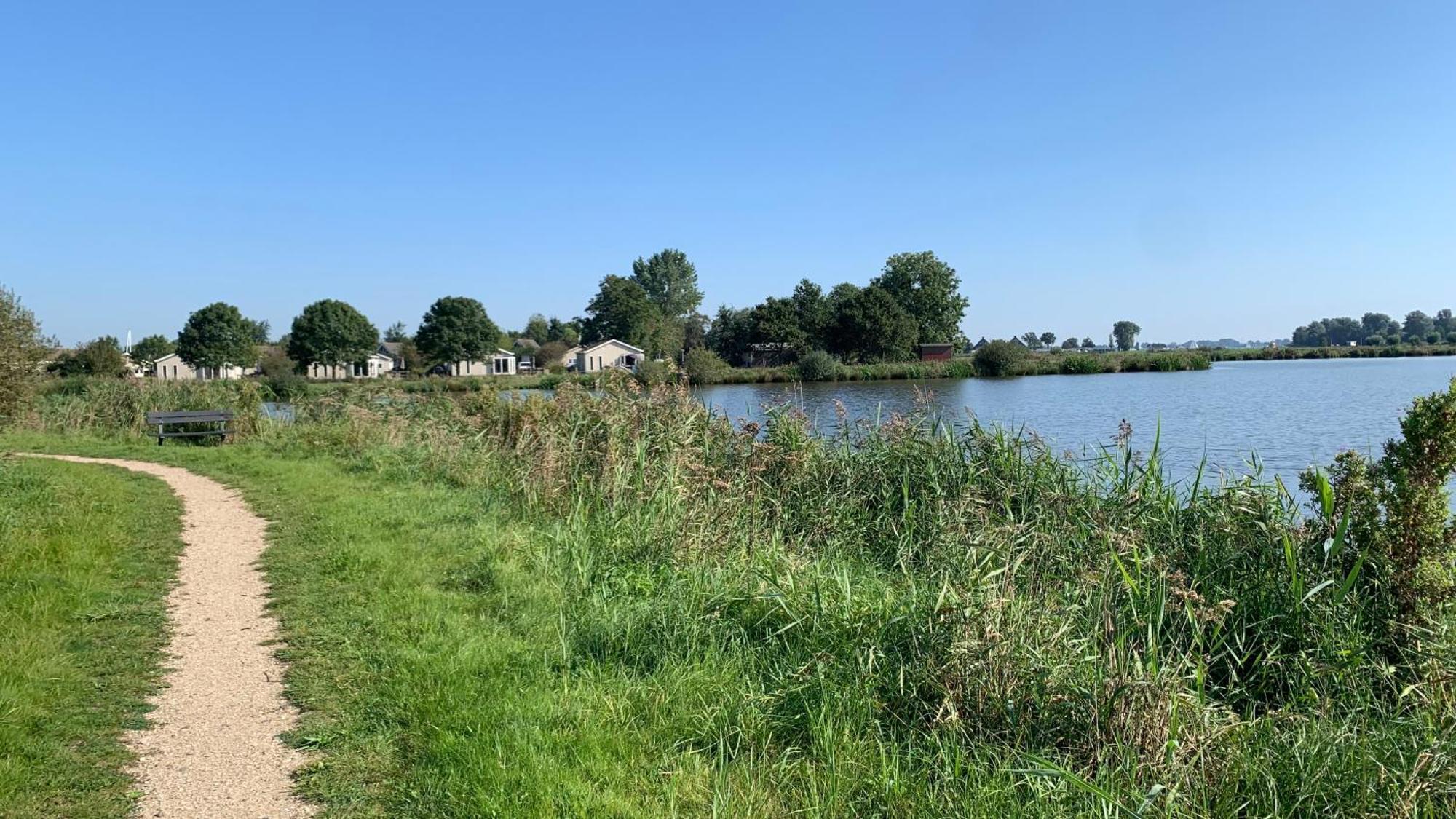 'T Paviljoenhus Bij Sneekermeer Offingawier Exterior foto