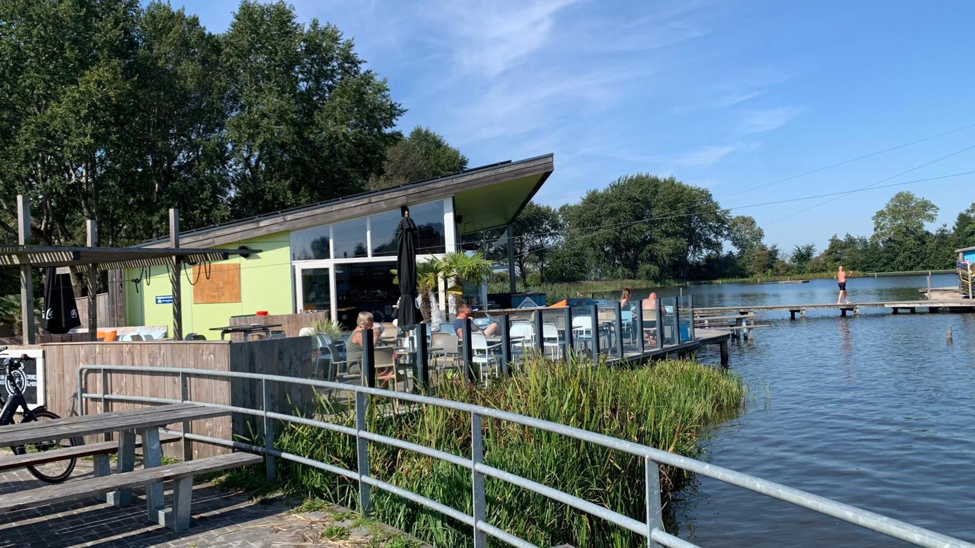 'T Paviljoenhus Bij Sneekermeer Offingawier Exterior foto